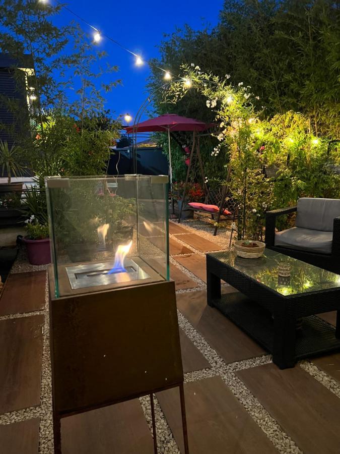 Mon Petit Bali Panzió Maussane les Alpilles Kültér fotó